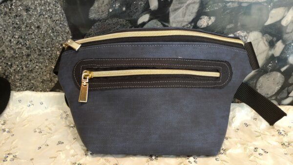 Crossbody/Bauchtasche Clivia – Bild 7